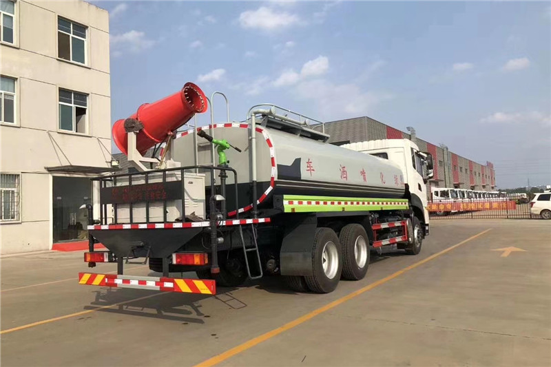 東風(fēng)天龍后八輪20噸噴霧車，國(guó)六綠化噴灑車